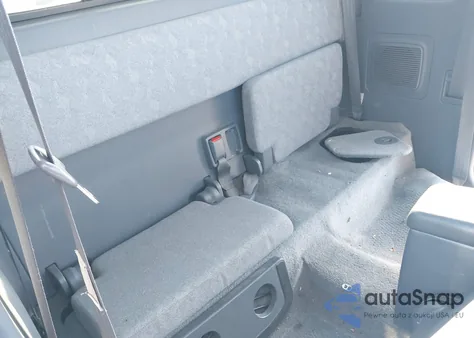 2000 Toyota Tacoma Base V6 z USA, uszkodzony, nr VIN 5TEWN72N5YZ705465